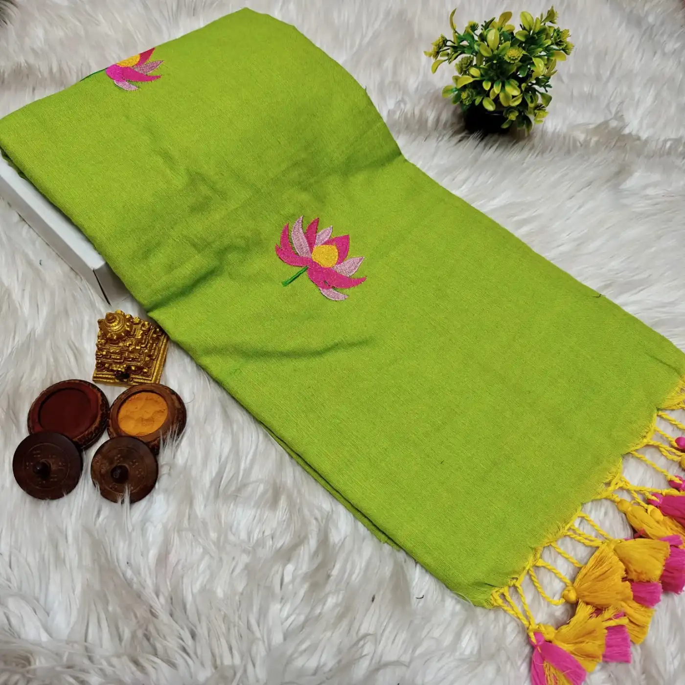Floral Printed Soft Kaadhi Cotton Saree